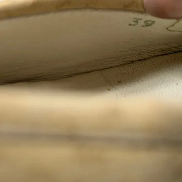 Prada Buckle Leather Loafers Womens Size 39 (US 9) Tan Beige Vintage - Picture 12 of 12